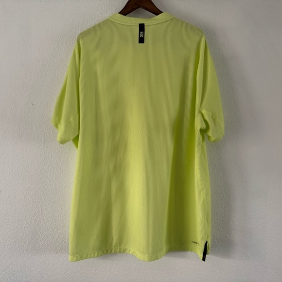 Nike X Tiger Woods DRIFIT ADV Polo Golf Shirt Men's Yellow Shirt XXL NEW - Picture 12 of 13